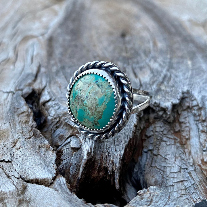 Earth Bound Turquoise Ring // Size 7.5