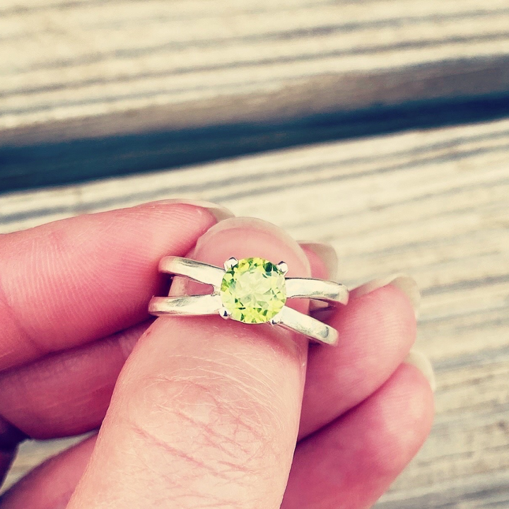 Peridot Ring // Size 5.75 // Ready to Ship