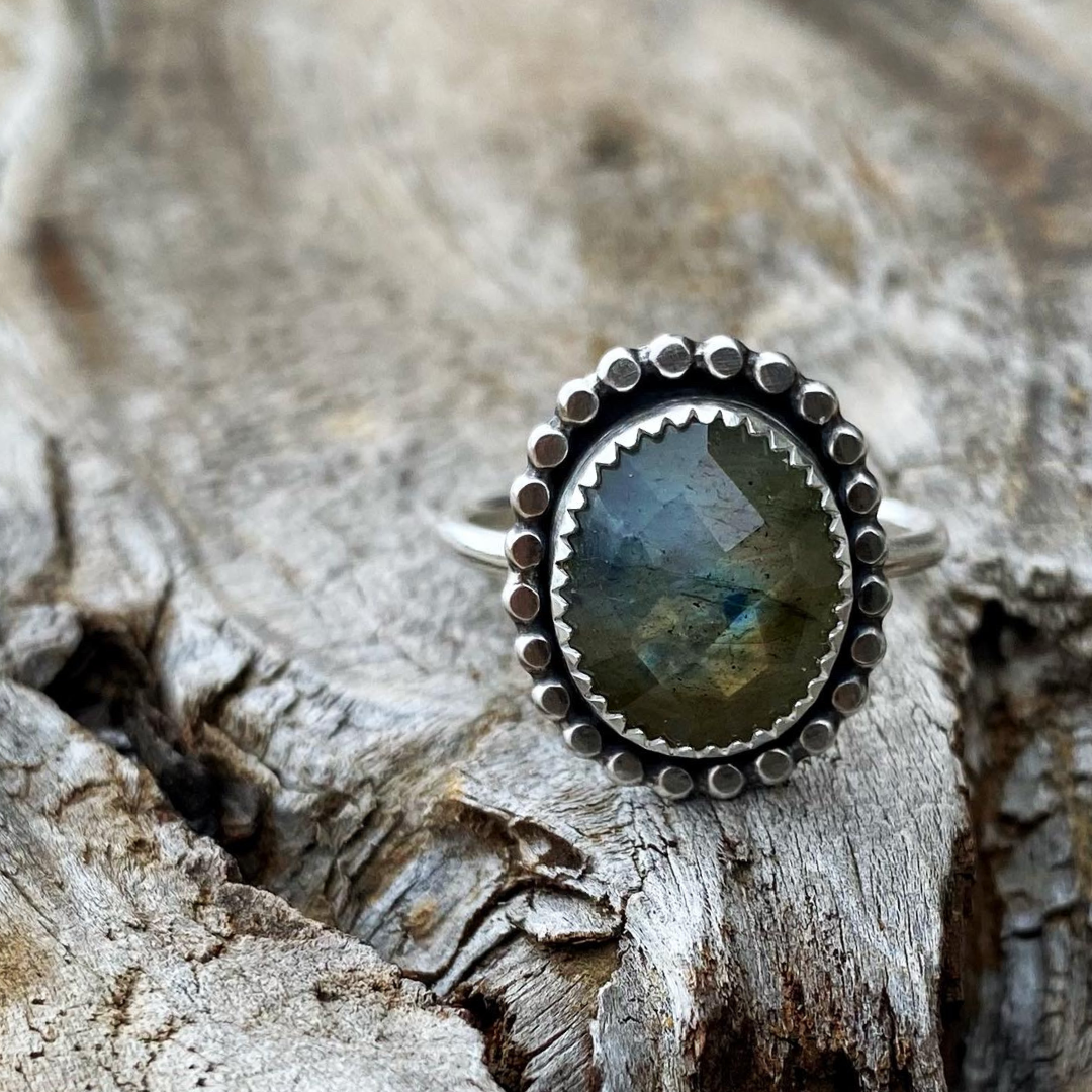 Labradorite Ring// Size 7.5